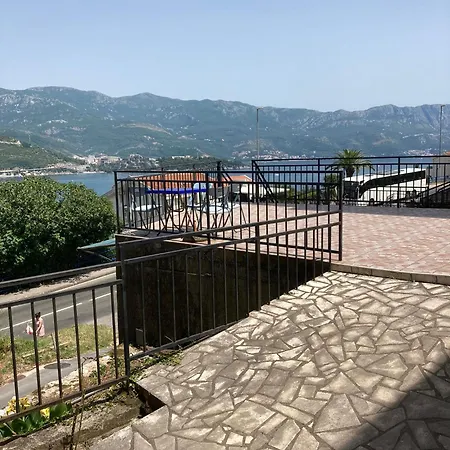 Garden بودفا
